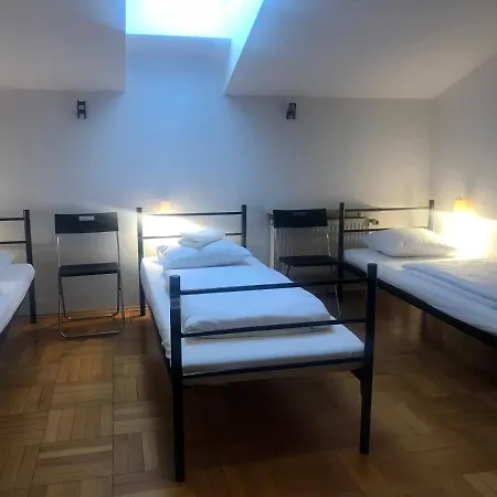 Hostel To Be Krakow